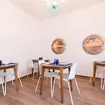 La Bussola Guest house
